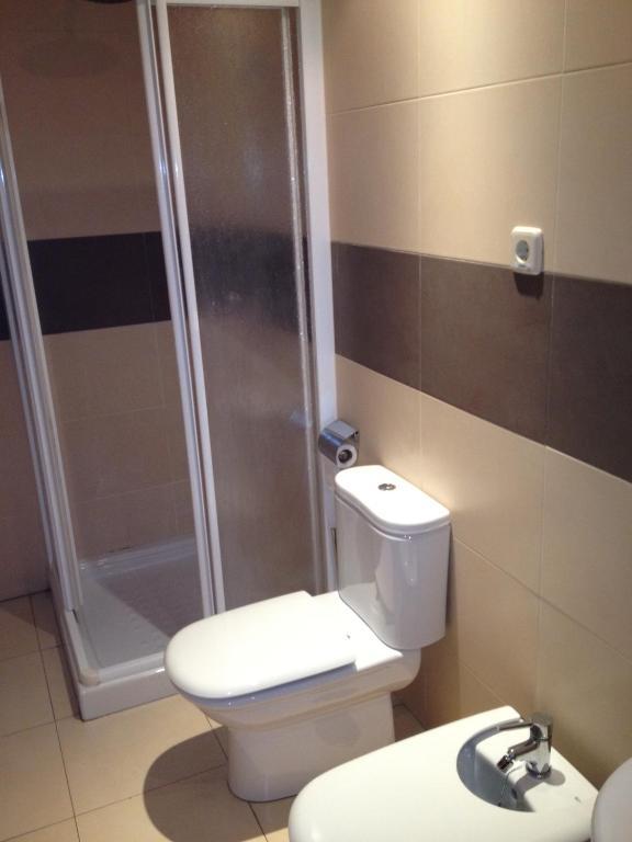 Hostal Aeropuerto Madrid Bilik gambar